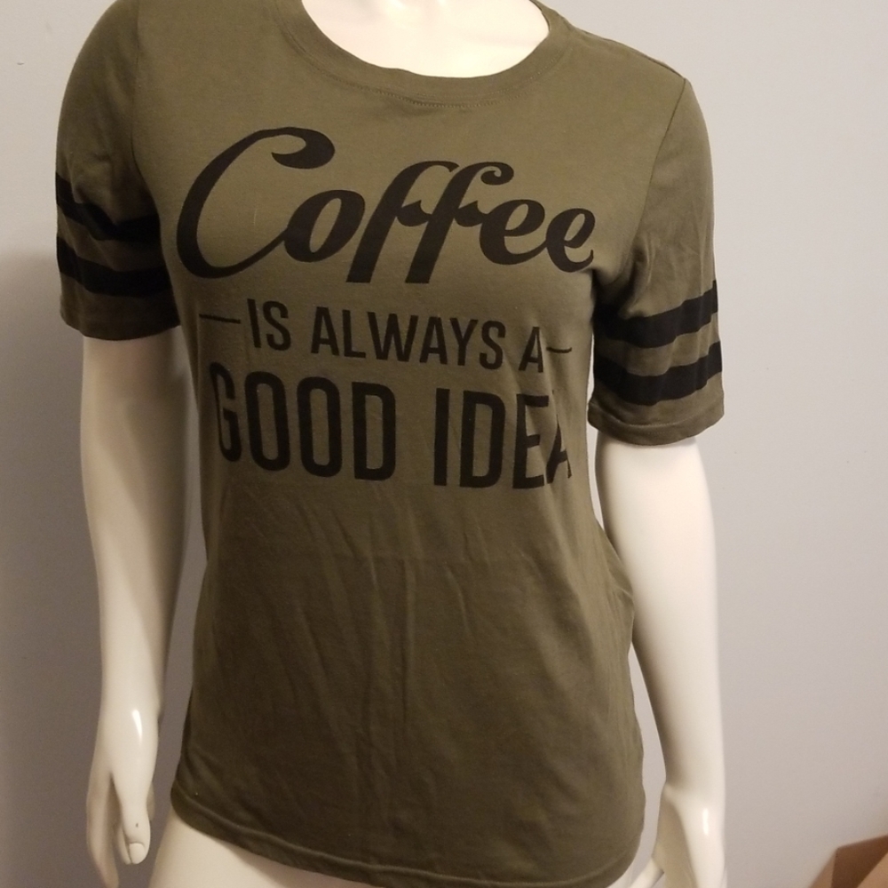 Coffee is always a good idea T-shirt size L